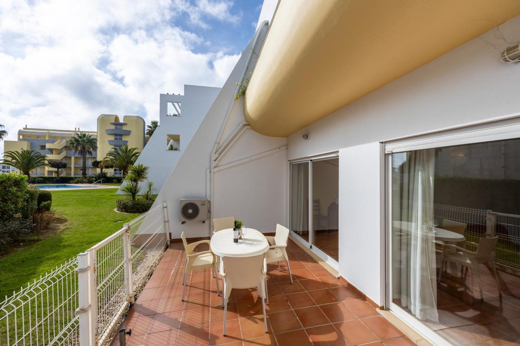 Cardeira Holiday Apartments لاغوس المظهر الخارجي الصورة