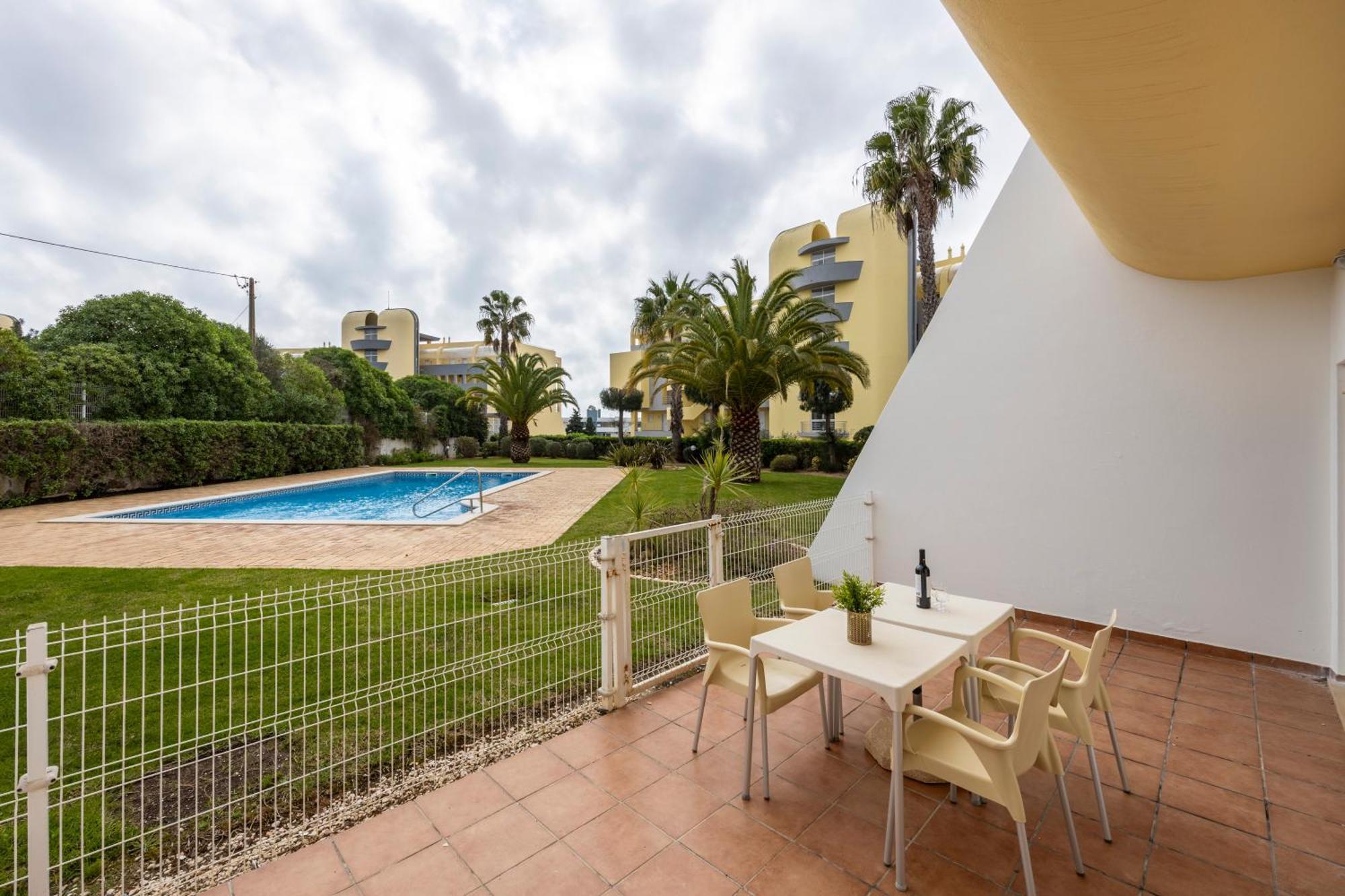 Cardeira Holiday Apartments لاغوس المظهر الخارجي الصورة